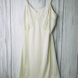 Sears Vintage Ivory Satin Nylon Lace Sz 42 Short No Slip Bridal Lingerie